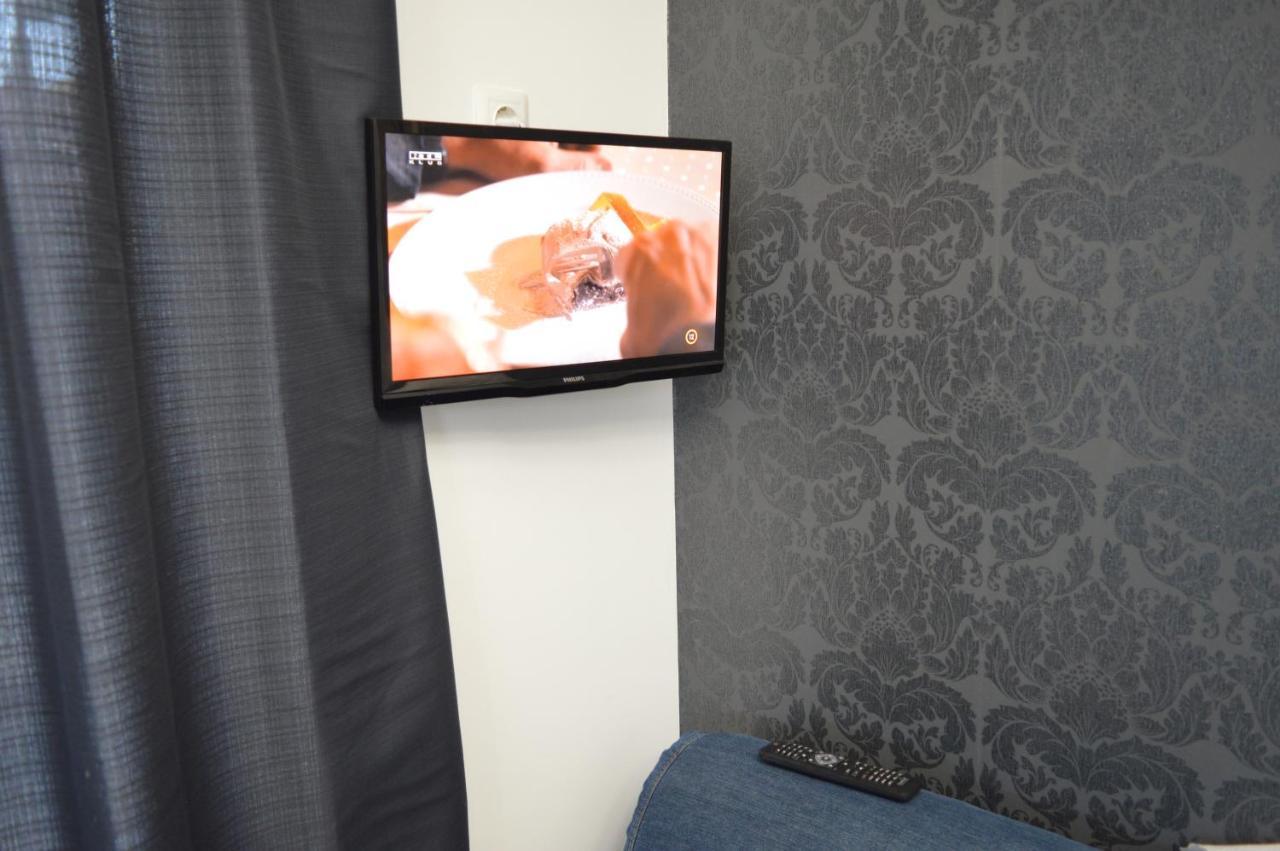 Belvarosi Apartman Pécs Buitenkant foto