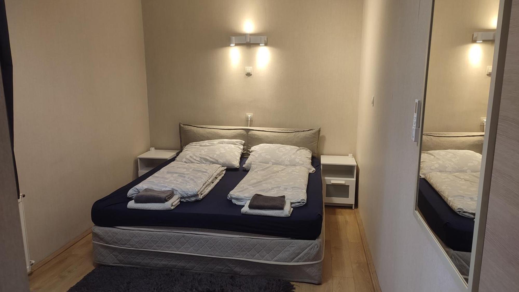 Belvarosi Apartman Pécs Buitenkant foto
